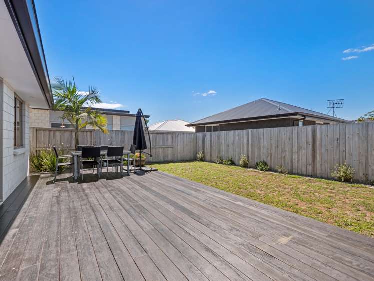5 Livingstone Drive Papamoa_7