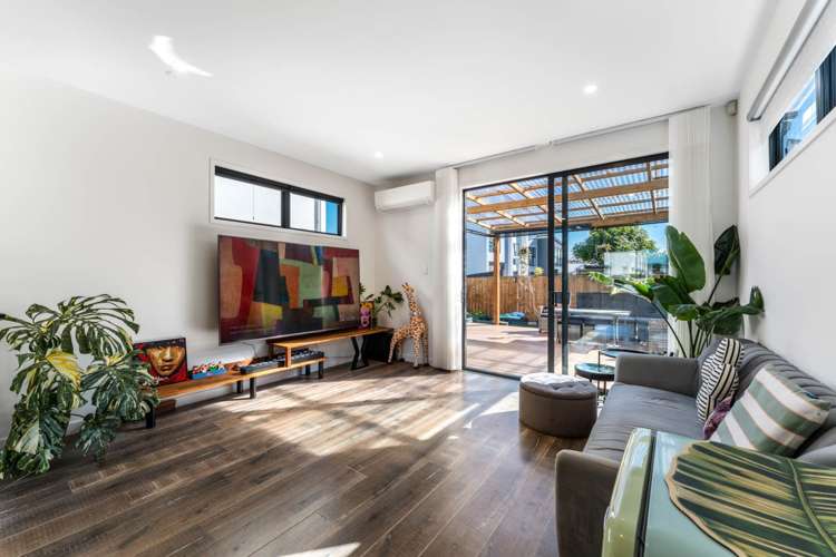 16 Whakanoho Road Westgate_11