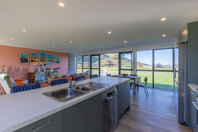 55 Punawaitai Road Pourerere_3