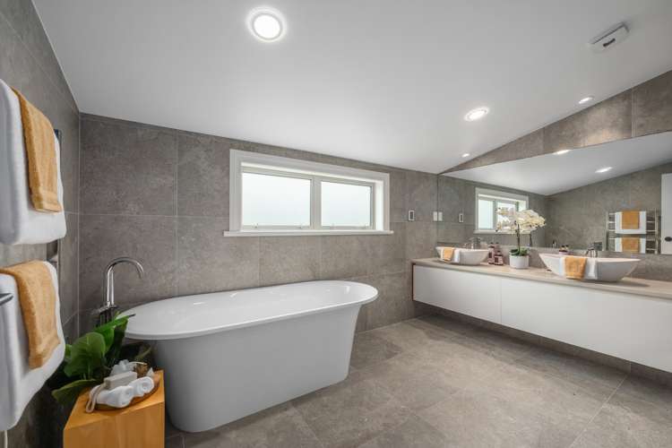 51 Blacks Road Greenhithe_13