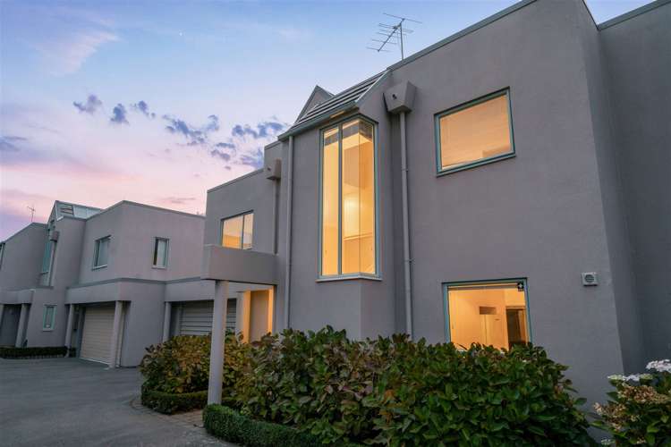 2/110 Nayland Street Sumner_29