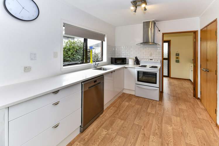 2/5 Edmund Hillary Avenue Papakura_5