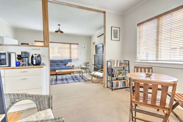 210 Nixon Street Hamilton East_3