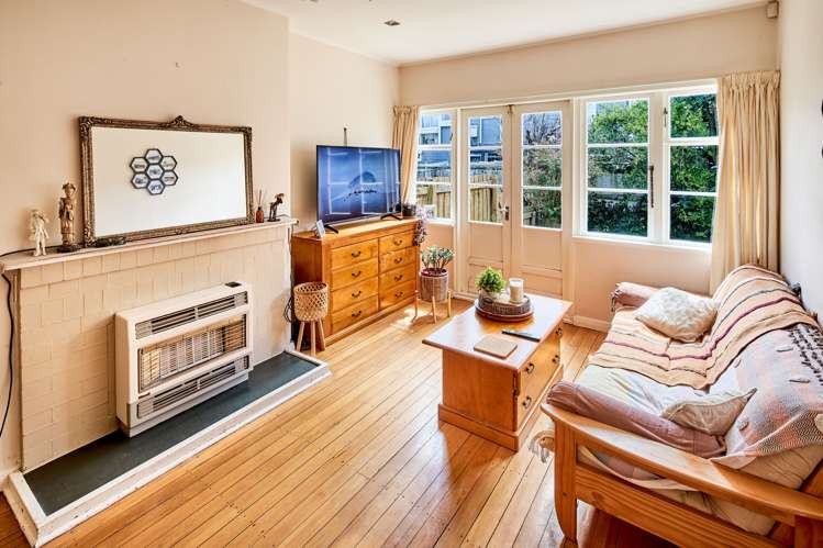 6 Hobbs Grove_0
