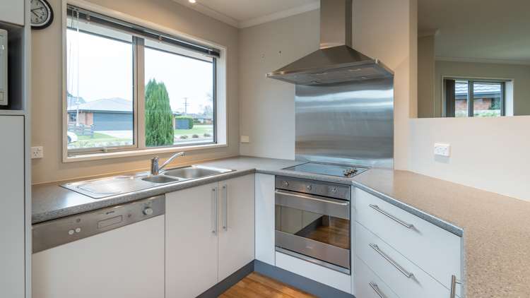 1 Stanwood Grove Darfield_5