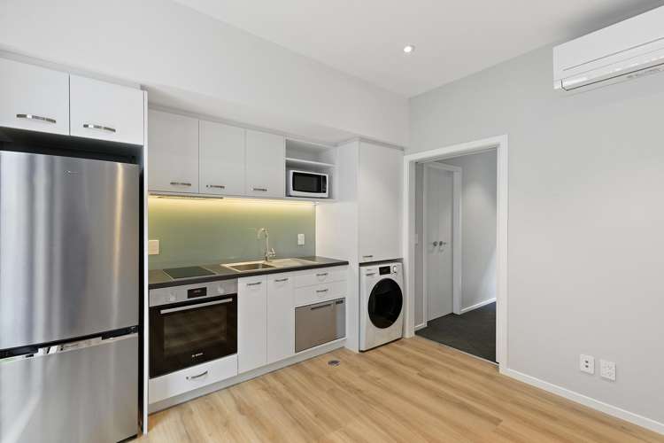 5/40 Dudley Street Hutt Central_1