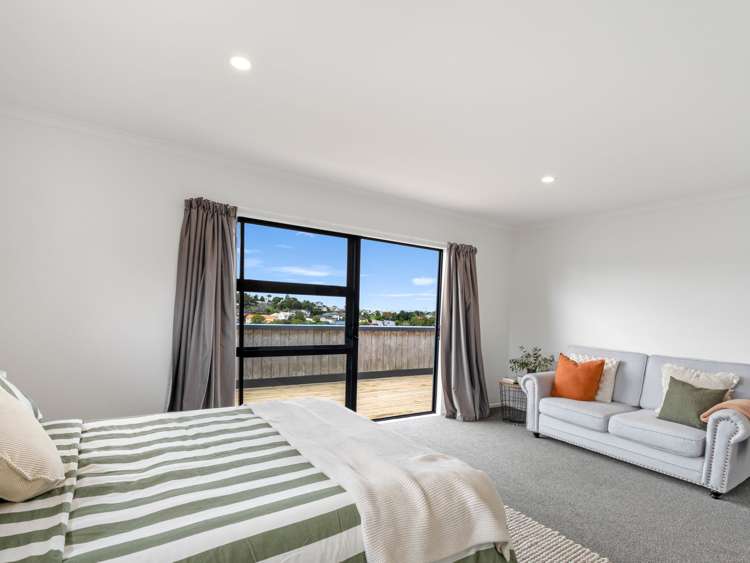 29 Gledstane Road Stanmore Bay_22