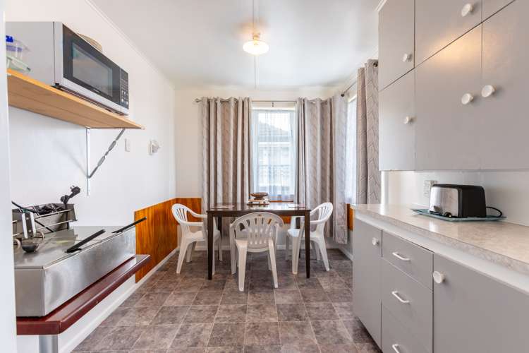 10 Collett Street Dannevirke_3