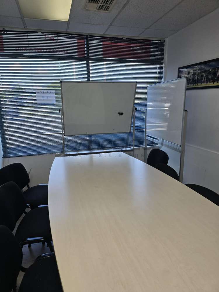 Ground Floor/5 William Pickering Drive Rosedale_3