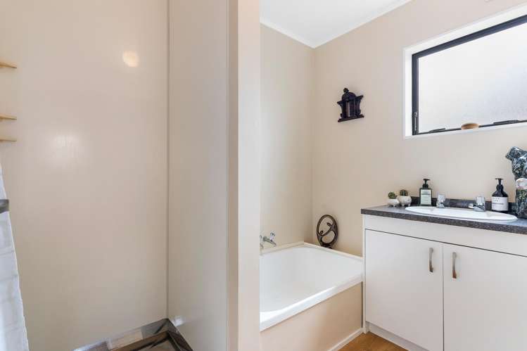 102C Paihia Road One Tree Hill_13