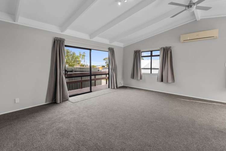 8a Raumati Crescent Onerahi_7