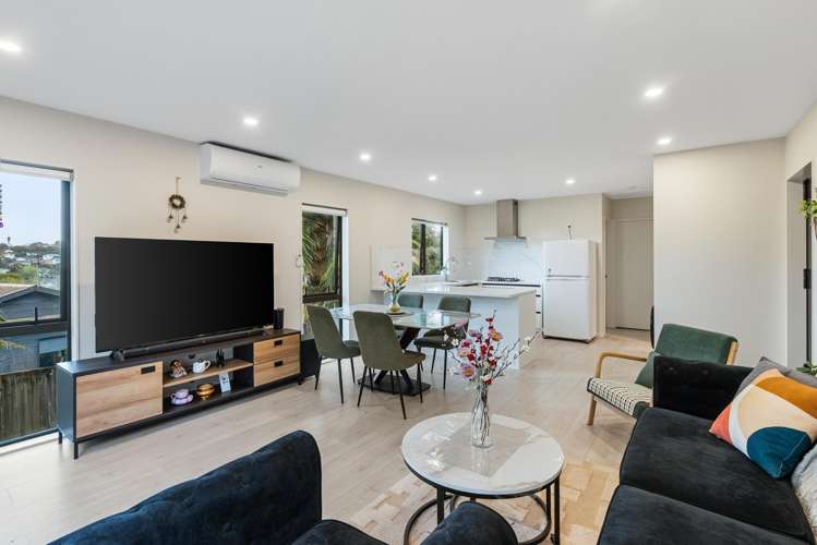 27B Highgrove Lane Totara Vale_6