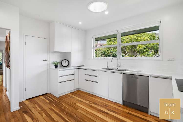 21 Brooke Road Red Hill_11