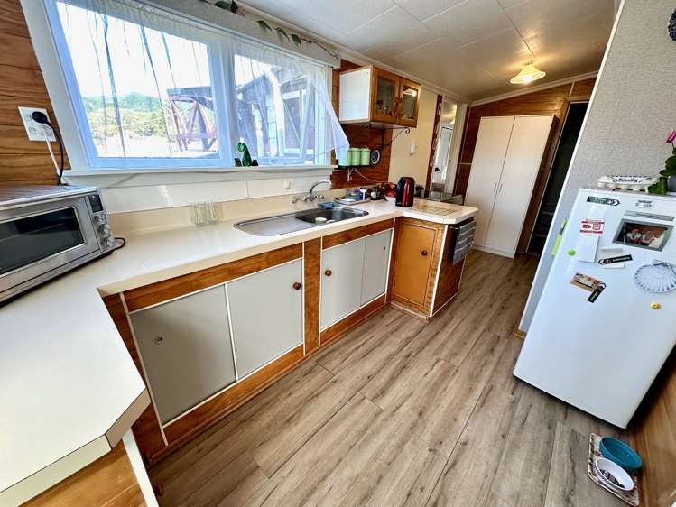 26 Eddystone Street Kaitangata_15