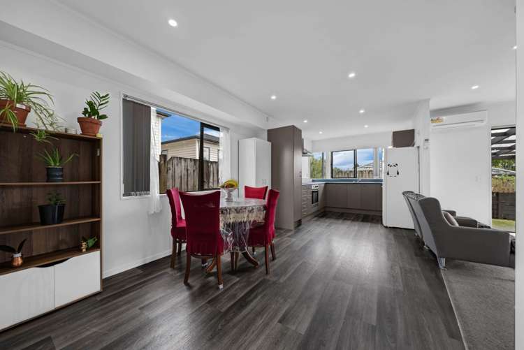 2 Pantera Way Hill Park_16