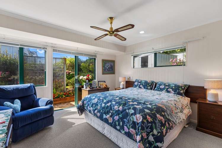 17 Village Park Drive Welcome Bay_12