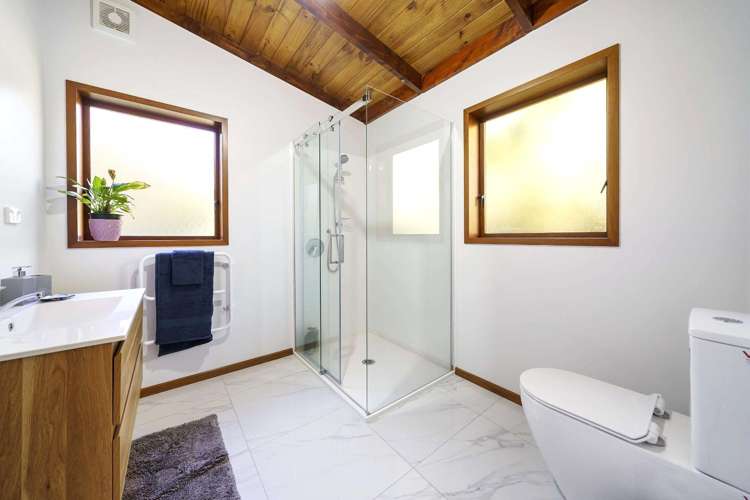 3 Van der Velden Way 1281_8
