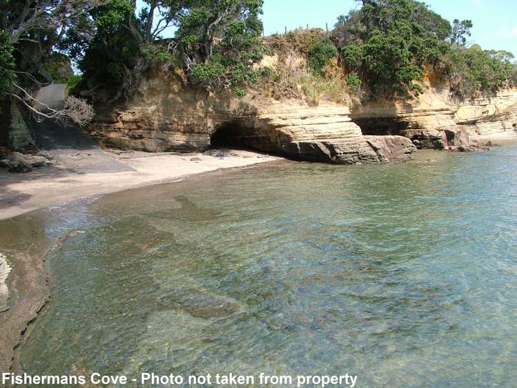 1253 Whangaparaoa Road Gulf Harbour_26