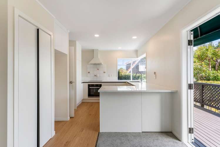 6/110 Norman Lesser Drive Saint Johns_7
