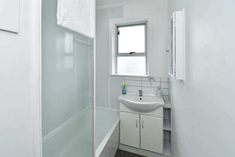 1/69 Coronation Road Papatoetoe_6