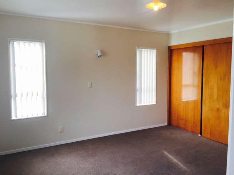 25 Sikkim Crescent Clover Park_5