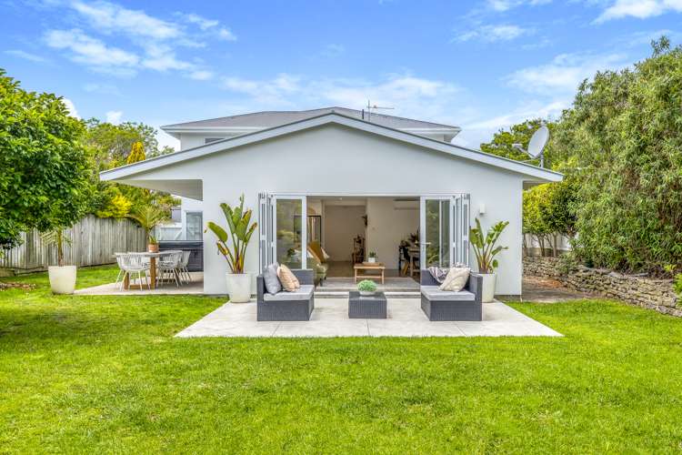 115 Alexander Road Raumati Beach_18