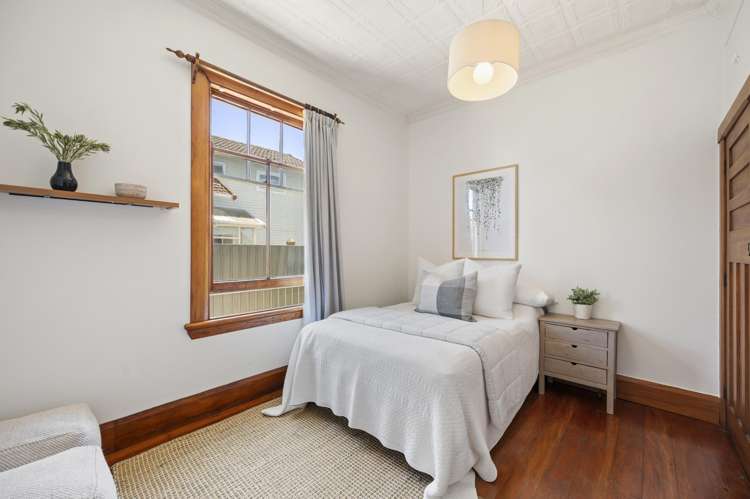 703 Queen Street West St Leonards_15