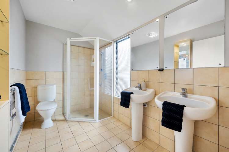 27 Lansell Drive East Tamaki Heights_17