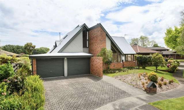 "Charming & Spacious Home - Perfect!"