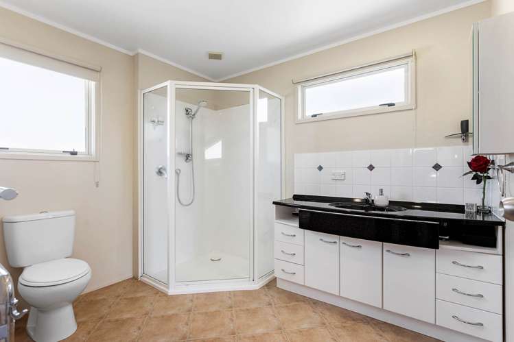 57 Motutapu Avenue Manly_15