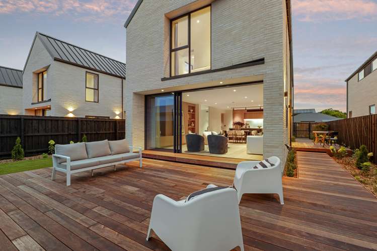 1/13 Lees Road Strowan_2