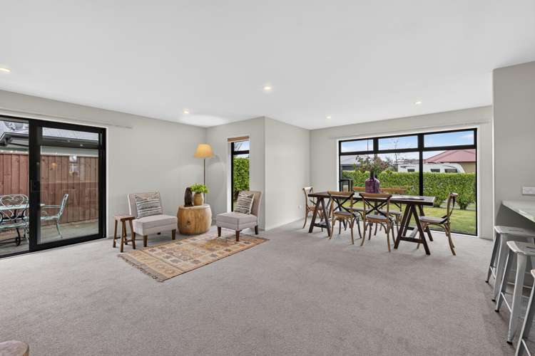 1 Eastfield Drive Lincoln_6