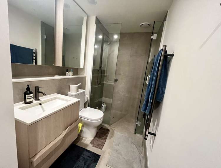 904/10 Commerce Street Auckland Central_7