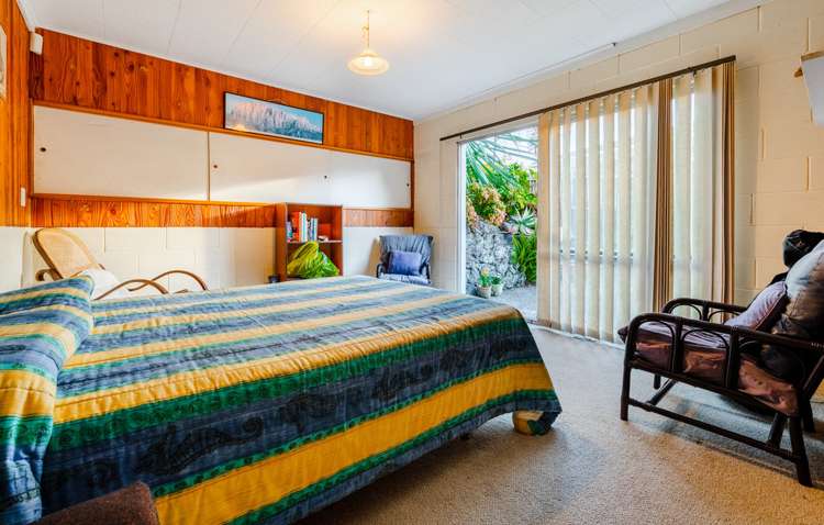 61 Sheridan Drive New Lynn_11