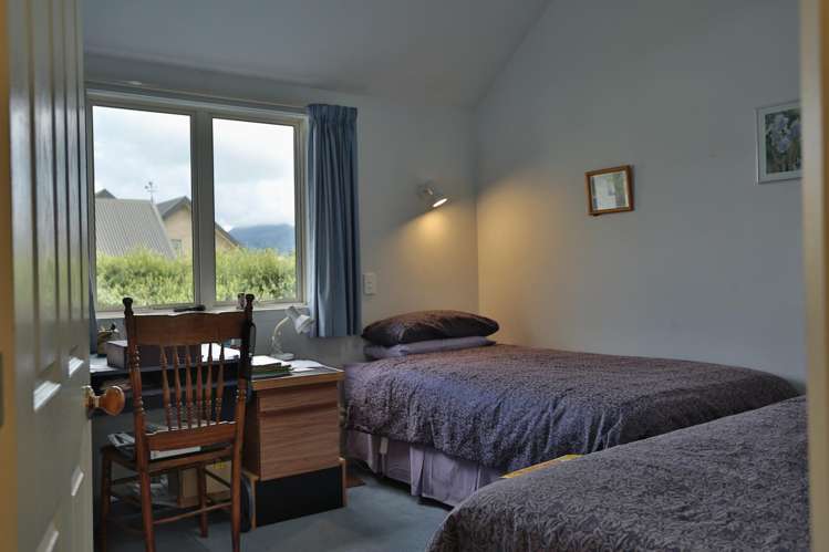 9/23-31 Tenby Street Wanaka_12