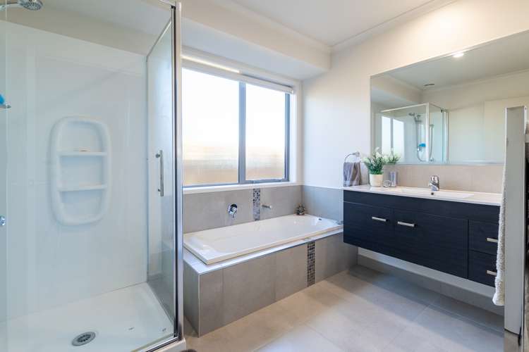 2 Henry Bell Close Leamington_7