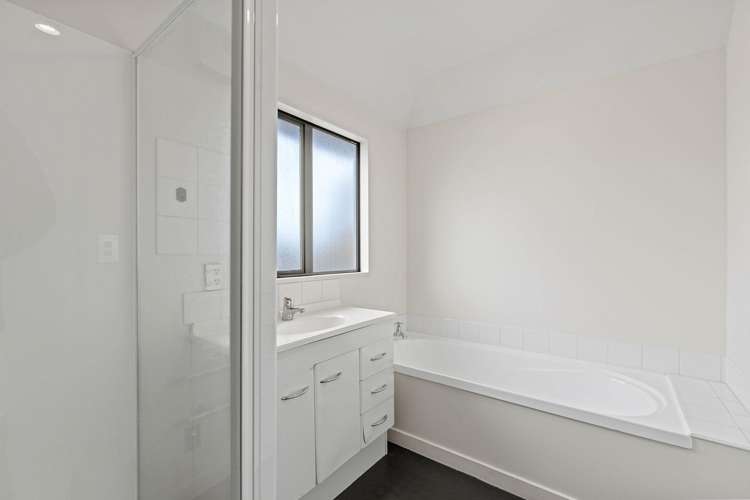 1a Trist Place Edgeware_10