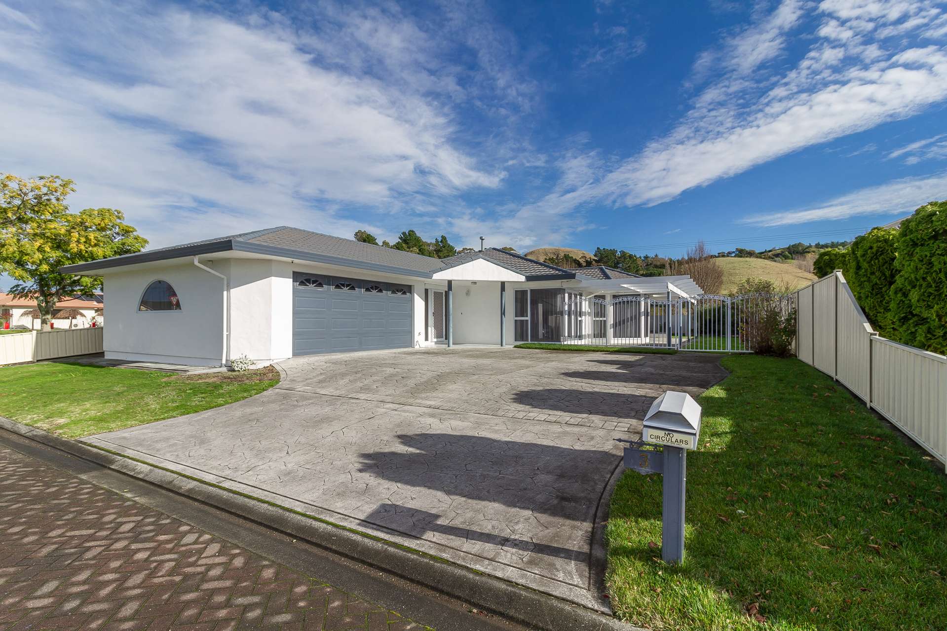 3 Lowndes Place Taradale_0