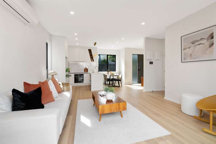 94 Takutai Avenue Half Moon Bay_6