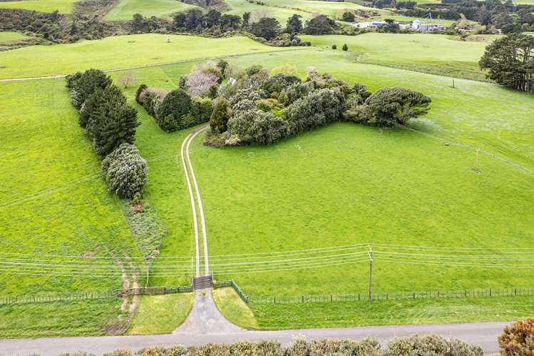 275 Parahaki Road Waverley_25