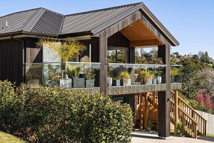 6 Greenvale Place Welcome Bay_1