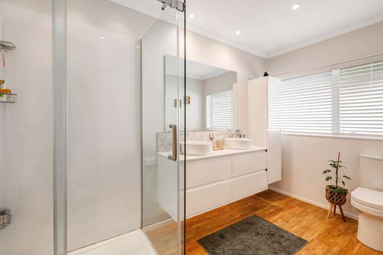 7b Kestrel Heights Arkles Bay_18