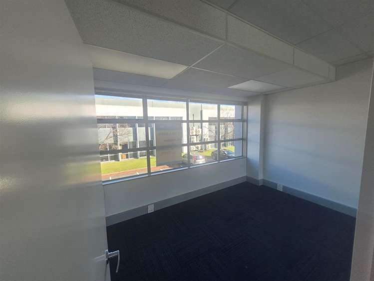 6/41 Sir William Pickering Drive Burnside_4