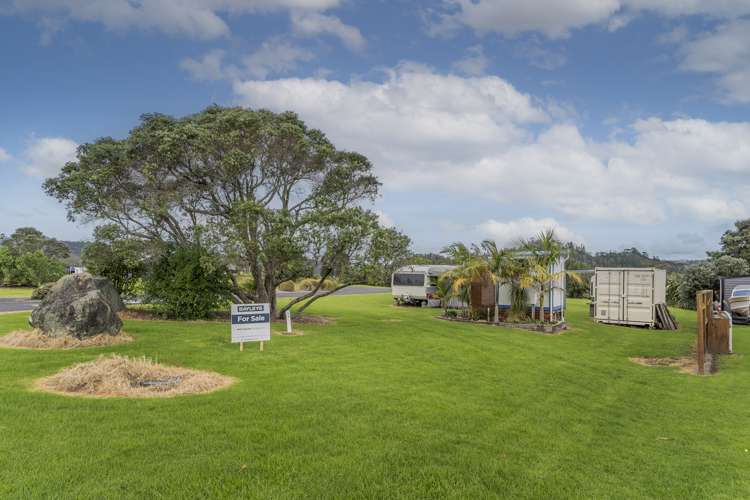 1 Hei Esplanade Whitianga_10