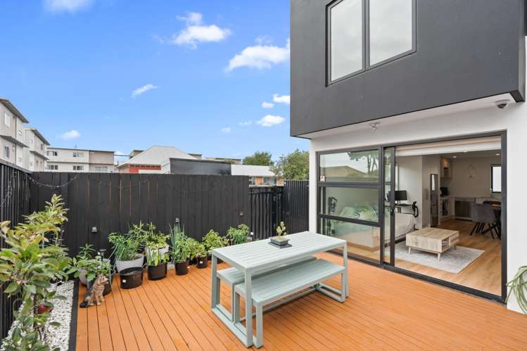 1/55 Stanmore Road_0