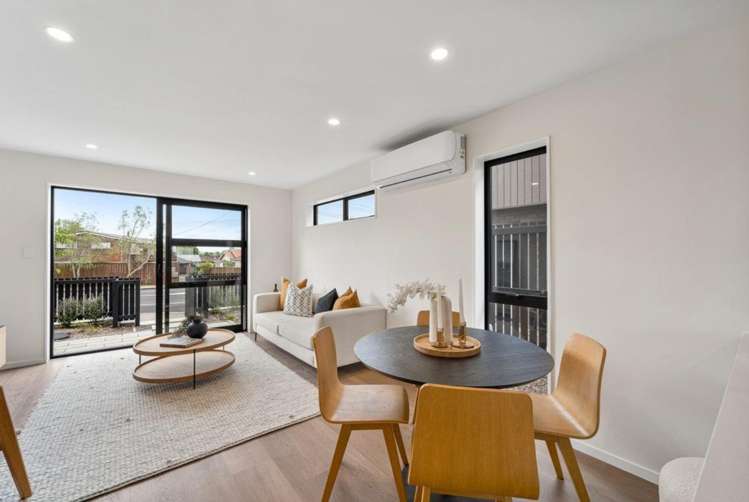 11 Jabuka Street_0