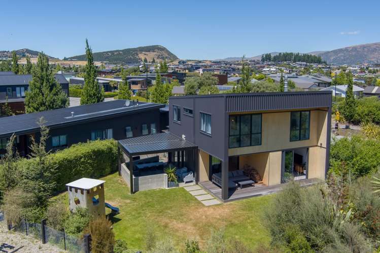 1 Kamahi Street Wanaka_17