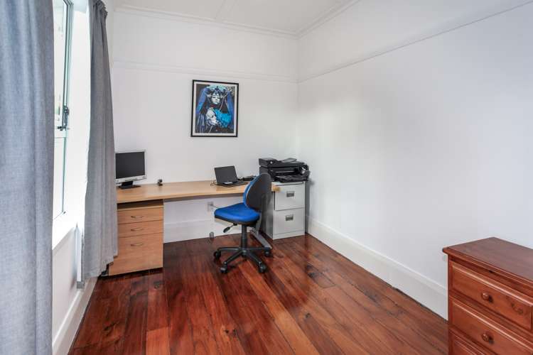 57 Kitchener Road Waiuku_16