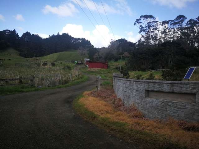 200 Valley Road Muriwai_4