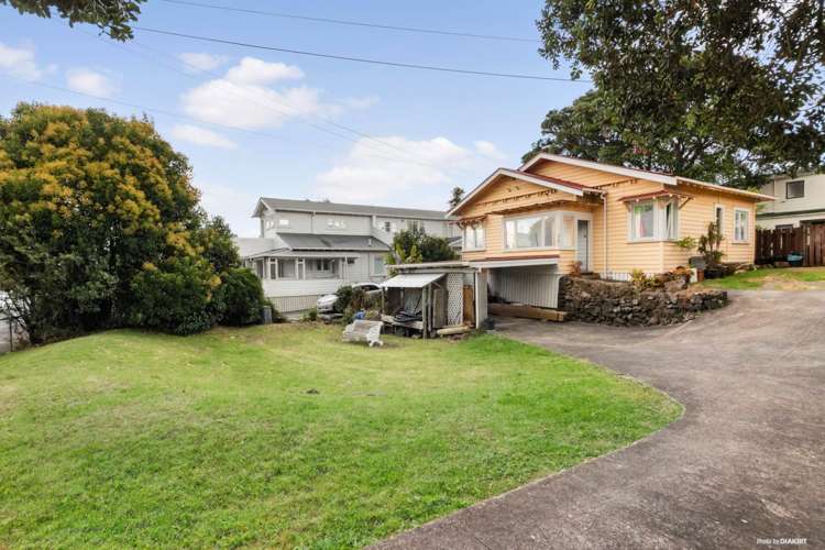 63 Morningside Drive Mount Albert_13